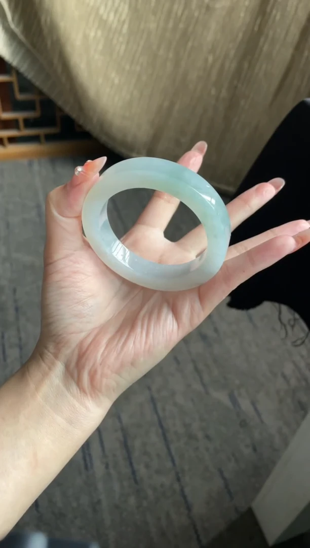 【闪购商品】定制翡翠手镯未镶嵌手镯DDH/发一件