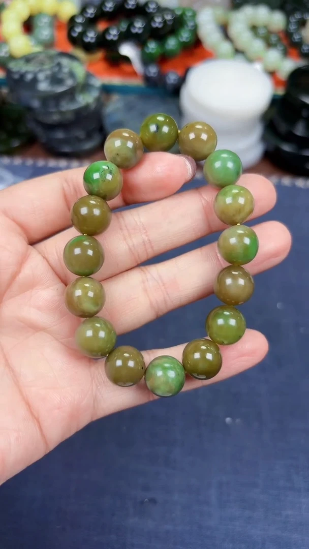 颈饰未镶嵌和田玉和田玉