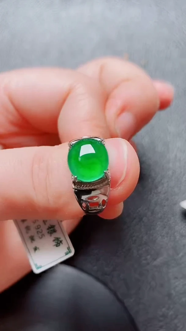 翡翠戒指银S925镶嵌翡翠