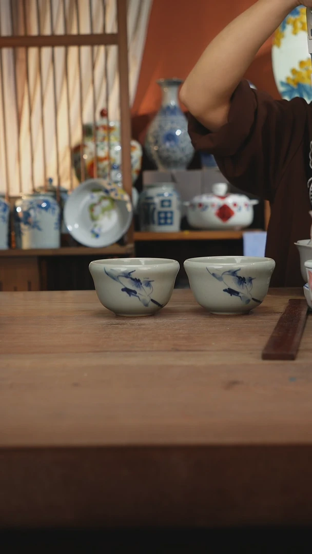现代 景德镇设计师釉下手绘陶瓷餐具