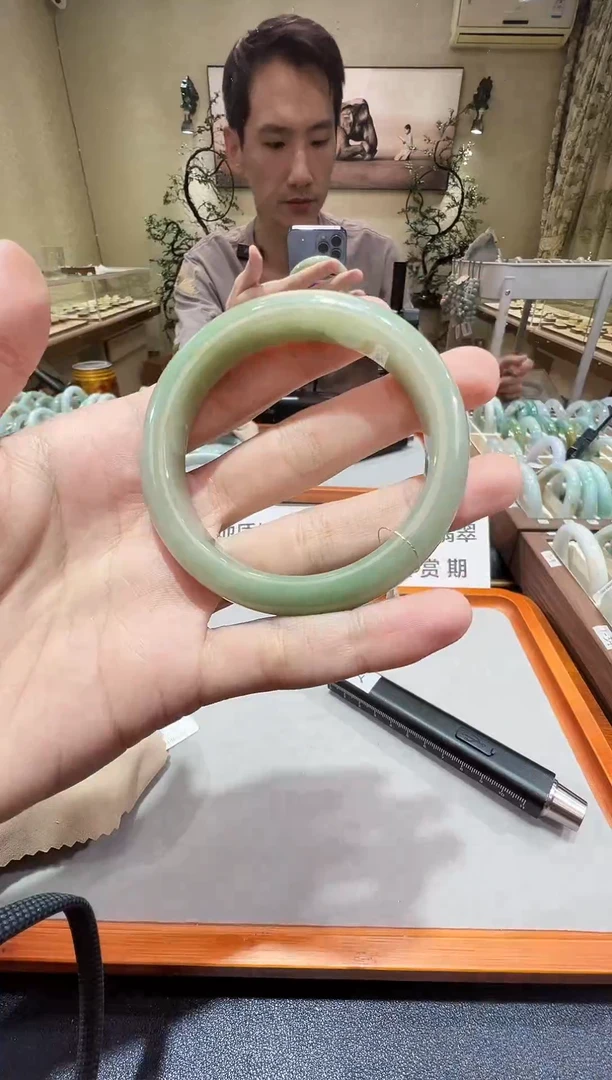 未镶嵌手镯翡翠-纯天然缅甸A货翡翠手镯-56-57mm-90178号