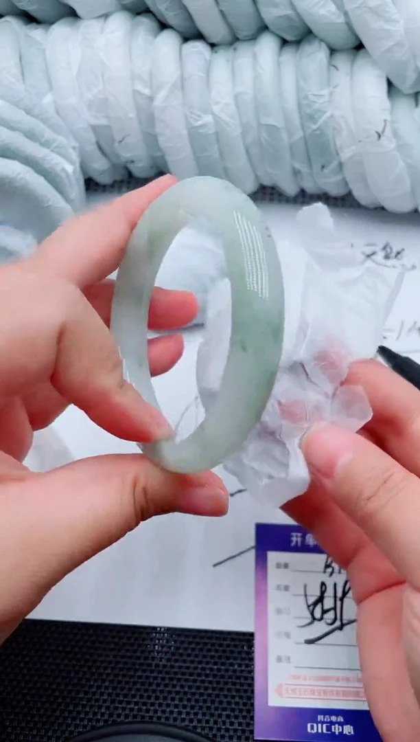 石英质玉手镯未镶嵌B198-58-59