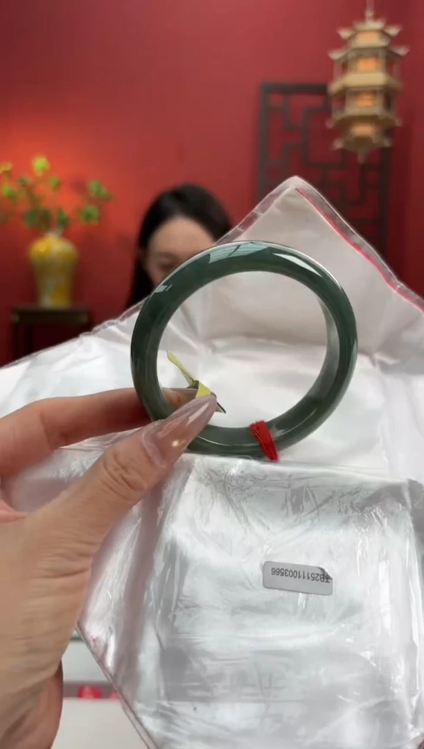 未镶嵌手镯翡翠翡翠手镯6
