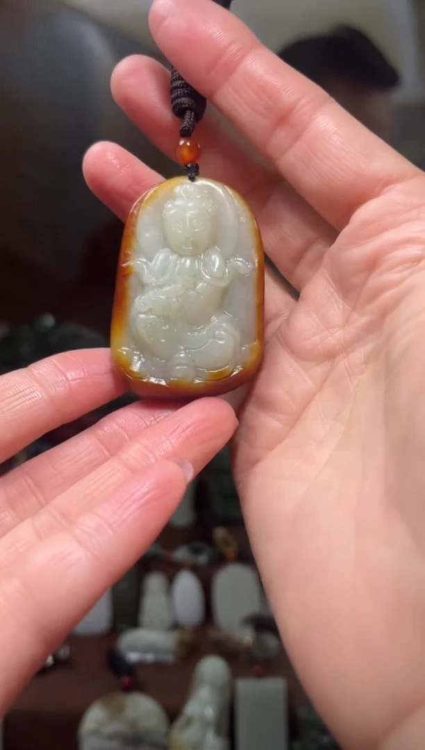 颈饰未镶嵌和田玉·