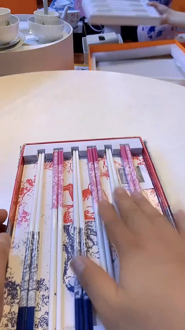 杯鸿辉家品牌瓷器，京东包邮！