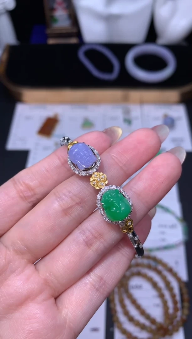 18K金镶嵌定制翡翠48小时鉴赏期 退货不扣服务费