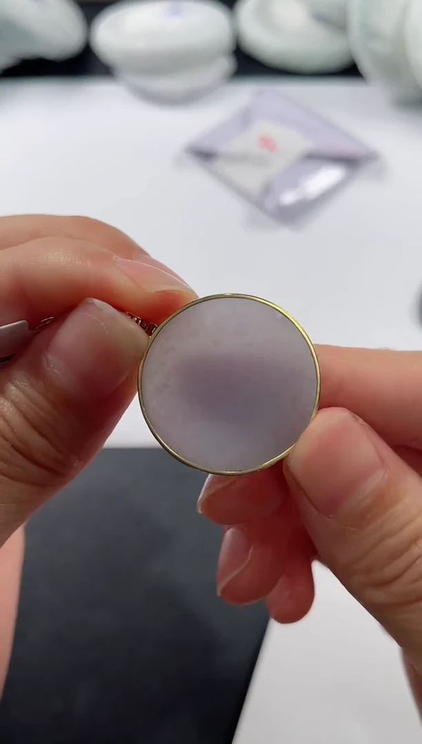 颈饰18K金镶嵌翡翠基地发货H 0644