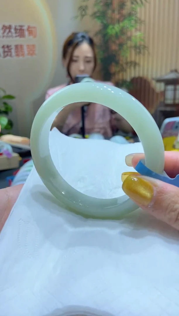 翡翠手镯未镶嵌000026446