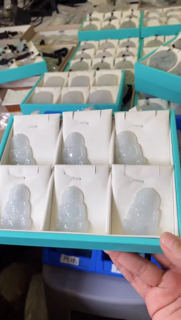 【闪购商品】翡翠颈饰未镶嵌天然缅甸A货翡翠多样性发一观音120