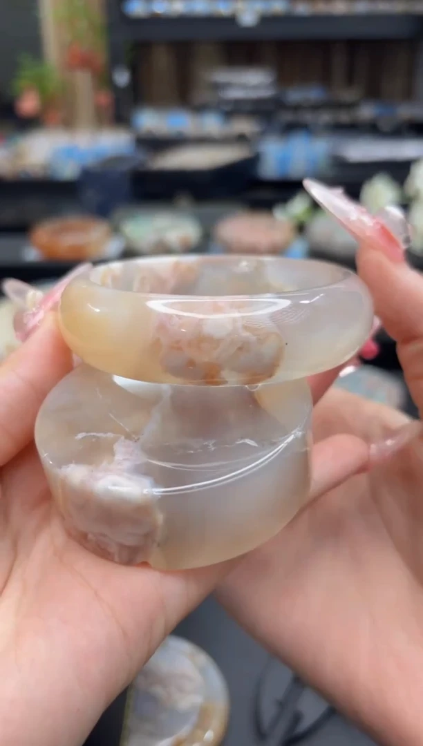 未镶嵌手镯石英质玉35(62圈赠送镯心)