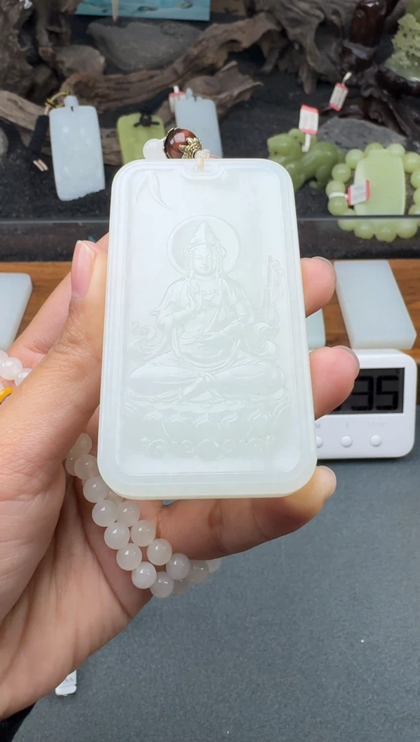 颈饰未镶嵌和田玉1