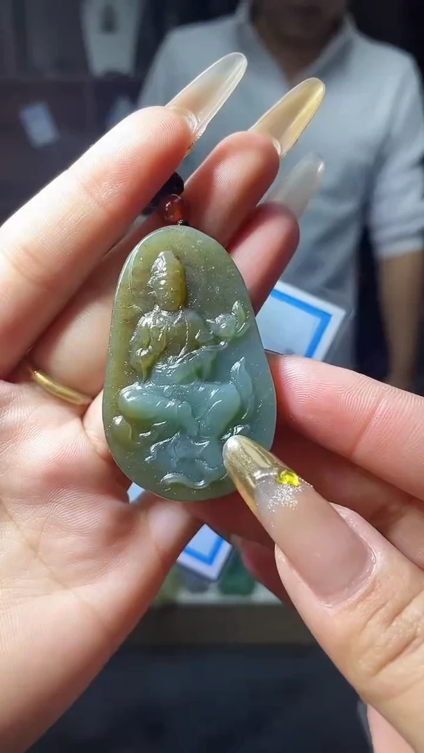 【闪购商品】和田玉颈饰未镶嵌1
