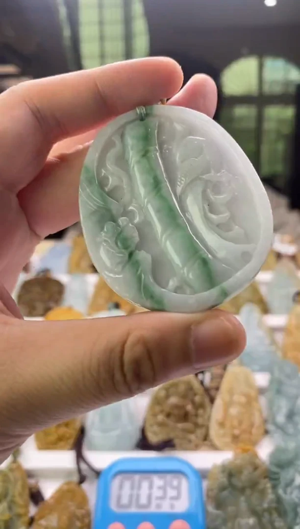 翡翠未镶嵌吊坠(不含链)天然翡翠