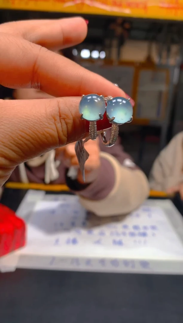 【闪购商品】定制翡翠未镶嵌31定制翡翠-多样性发货（发其一）