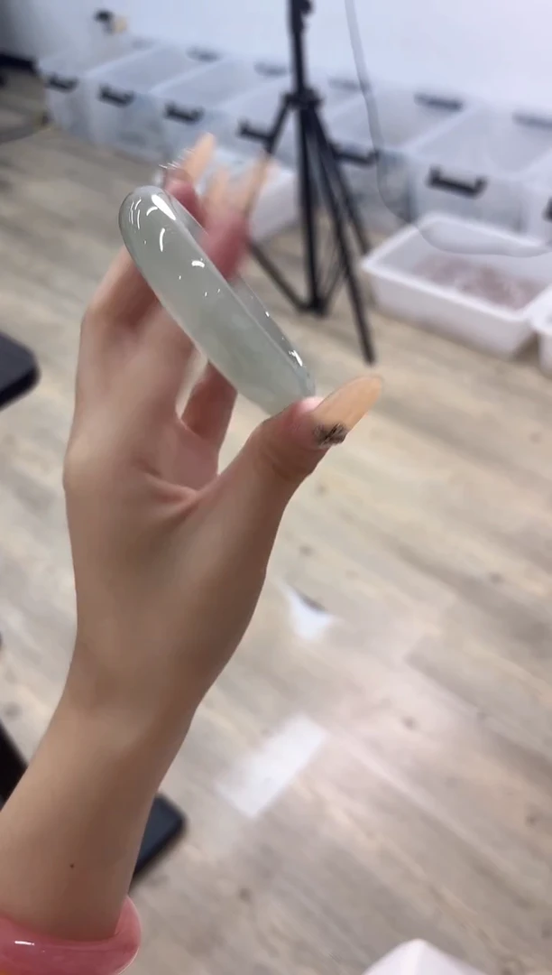 未镶嵌手镯石英质玉285-54D