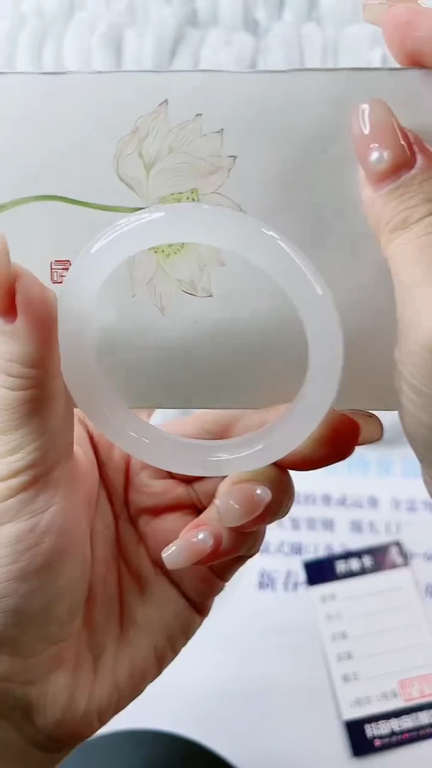 【闪购商品】石英质玉手镯未镶嵌0397671752-多样性发货