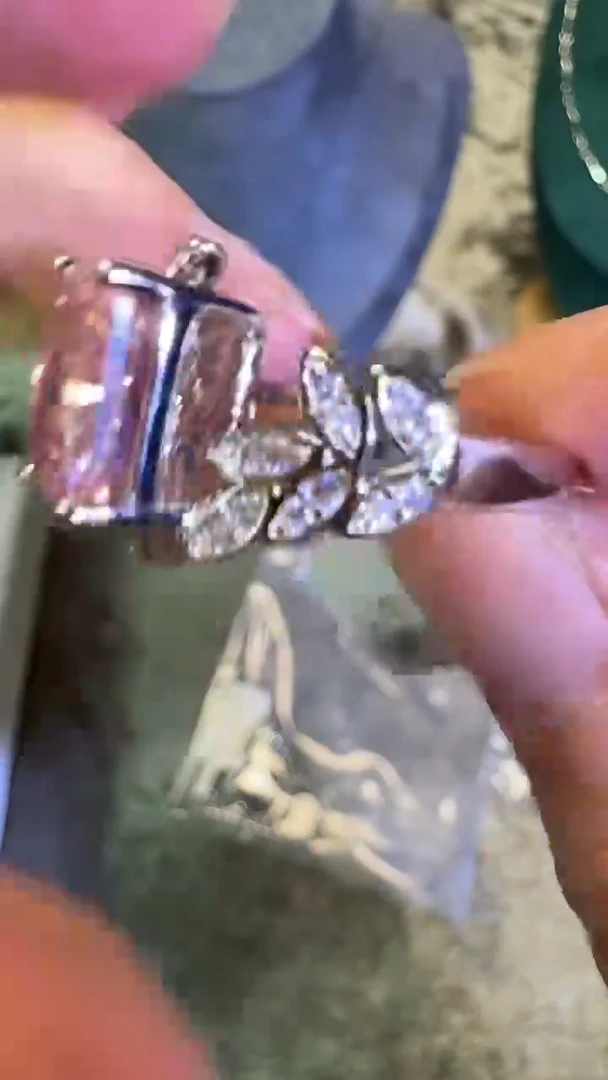 无925银时尚饰品如图所示