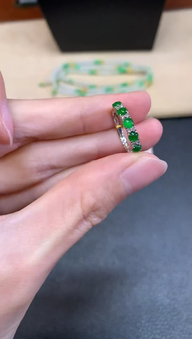 【闪购商品】翡翠戒指18K金镶嵌【无鉴赏期】