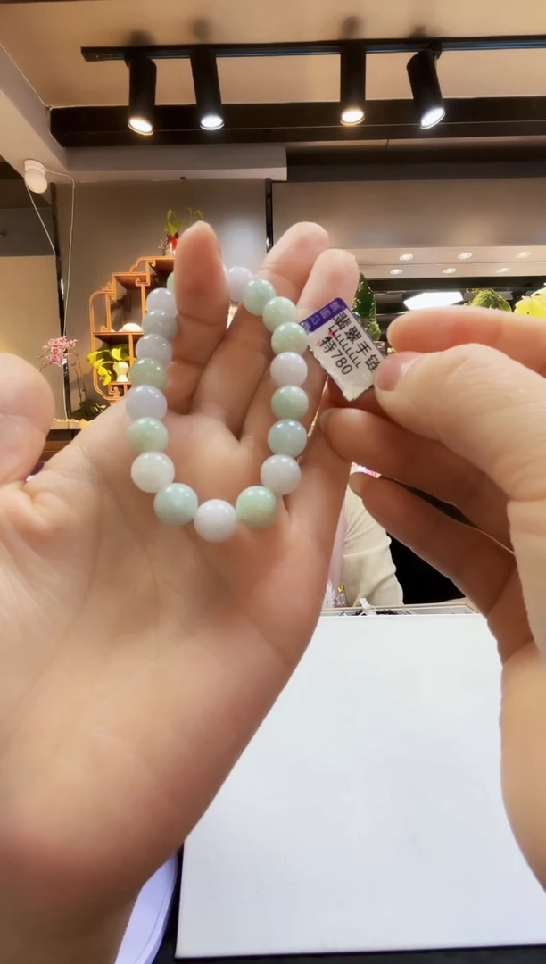 【闪购商品】翡翠颈饰未镶嵌手链