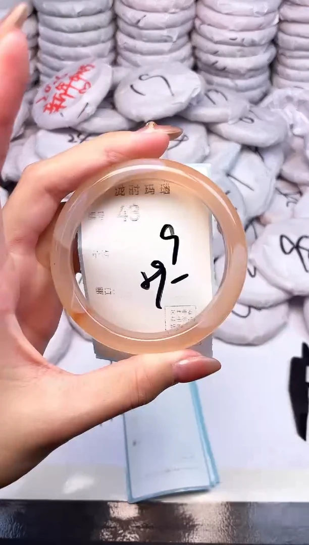 手镯玛瑙/玉髓未镶嵌43
