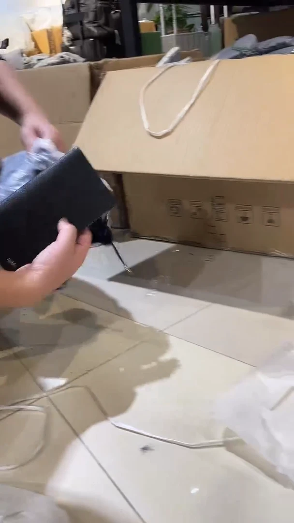 头层牛皮002品牌男包清货中（不要卡单，理性消费）