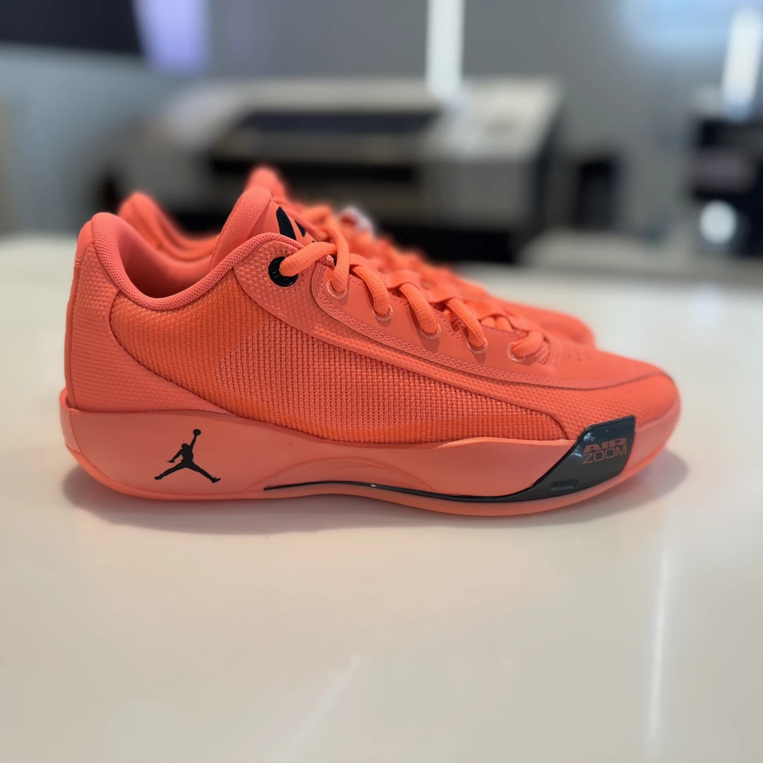 NIKE耐克男子JORDAN LUKA .77 PF篮球鞋HF0819-800