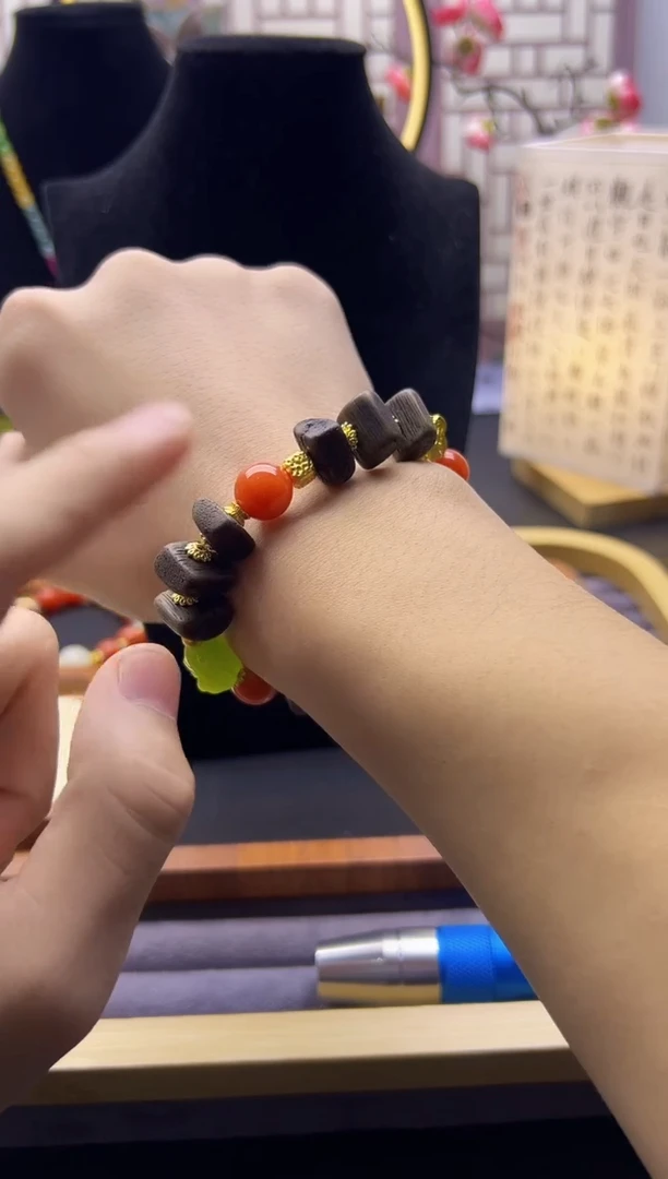 【闪购商品】翡翠颈饰14K金镶嵌S511