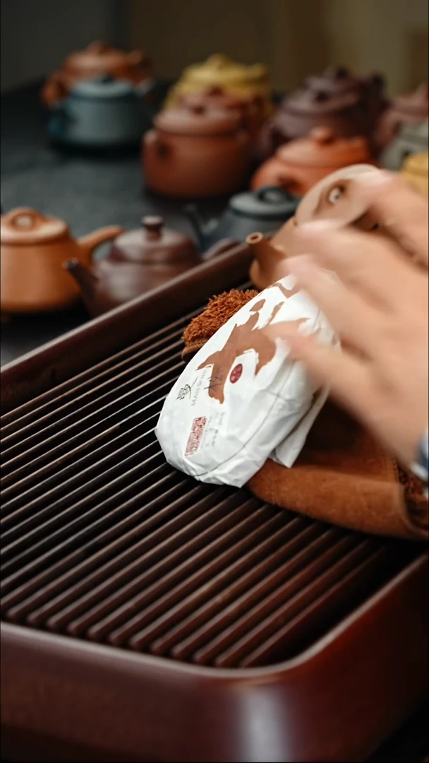 茶壶紫砂好喝的浮力插