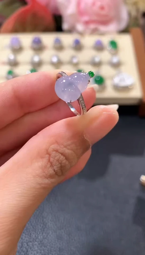 18K金镶嵌戒指翡翠z17紫色有色差