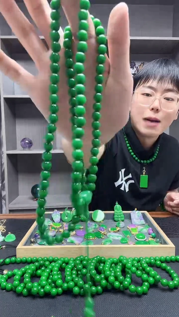 项链未镶嵌翡翠项链