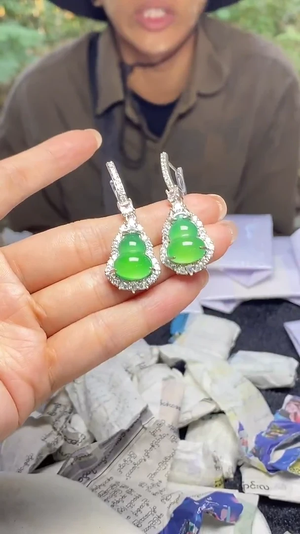首饰袋  满色吊坠 所见即所得!