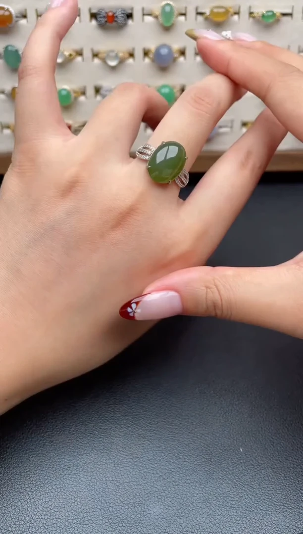 银S925镶嵌戒指翡翠一物一证一礼盒