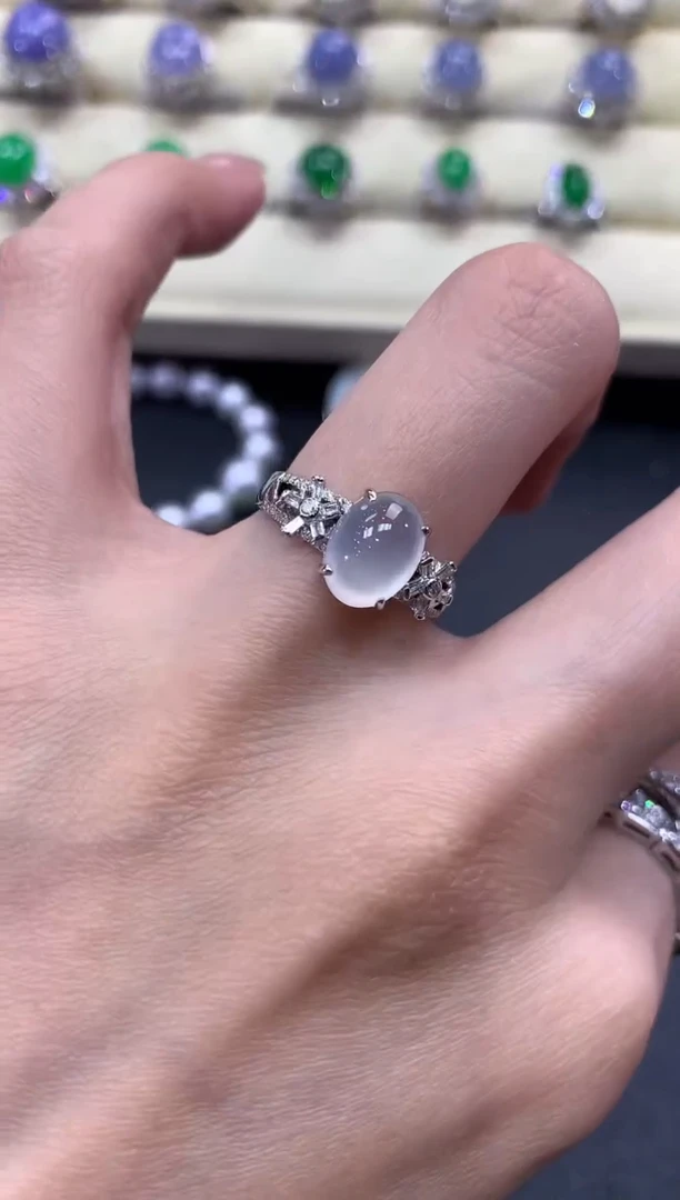 【闪购商品】翡翠戒指18K金镶嵌a75