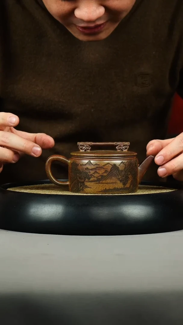 茶壶紫砂龙骨金砂 如意汉瓦 刻绘 山水 斗战胜佛