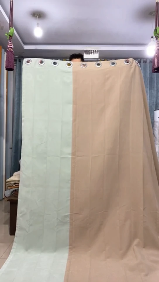 布成品窗帘    4.8*2.75