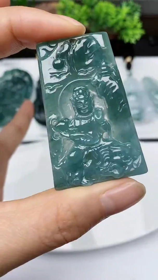 【闪购商品】翡翠颈饰未镶嵌