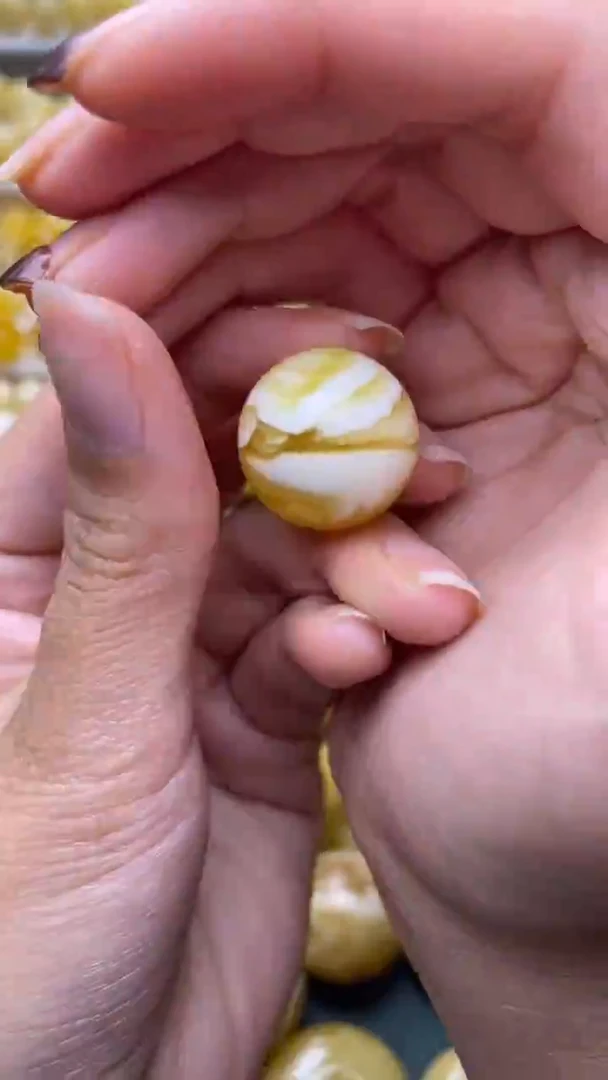 未镶嵌琥珀裸石蜜蜡.36