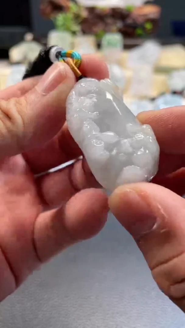 颈饰未镶嵌翡翠10/08/152