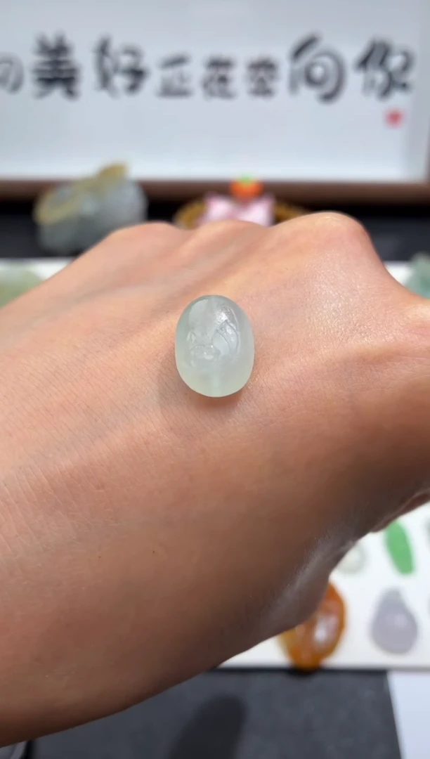 定制翡翠未镶嵌翡翠