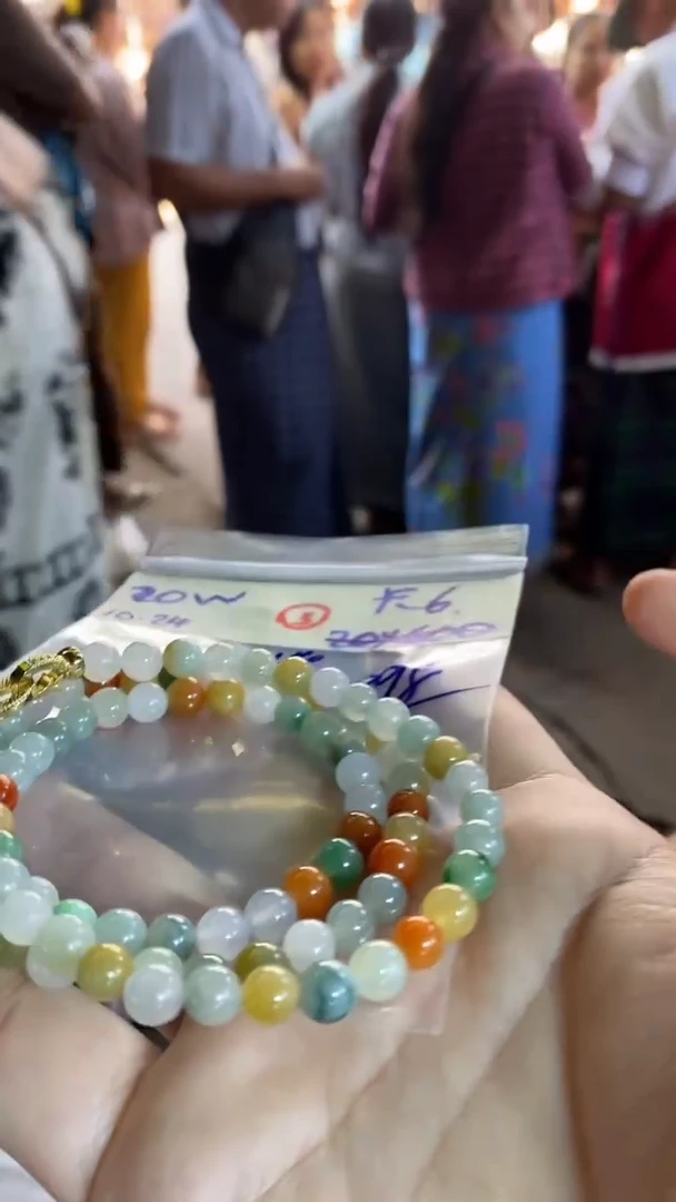 未镶嵌定制翡翠天然翡翠珠子