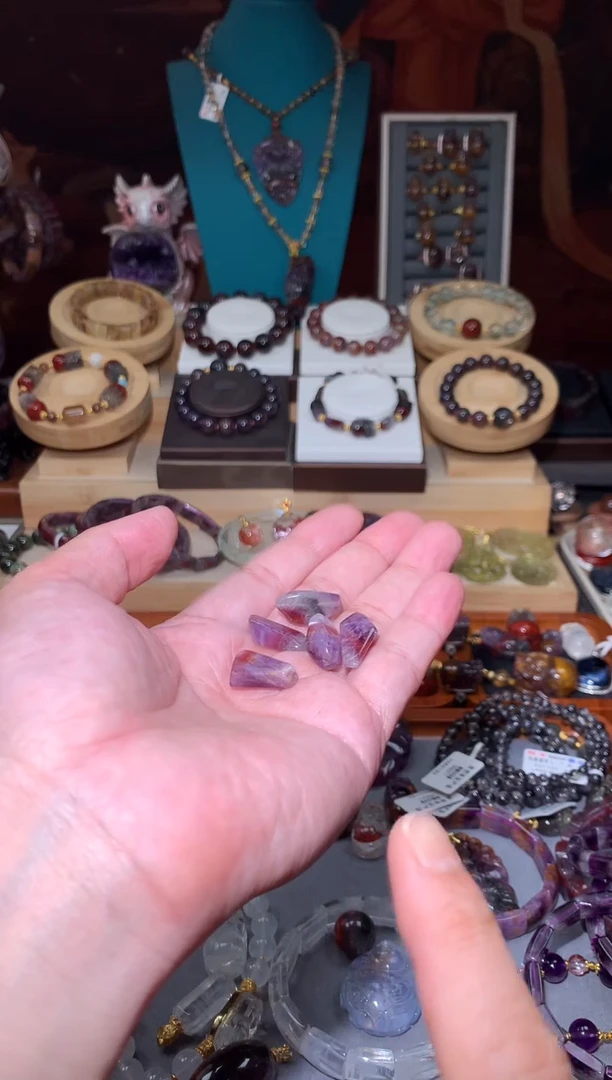 水晶珠宝半成品未镶嵌@****鲤极光随形单颗