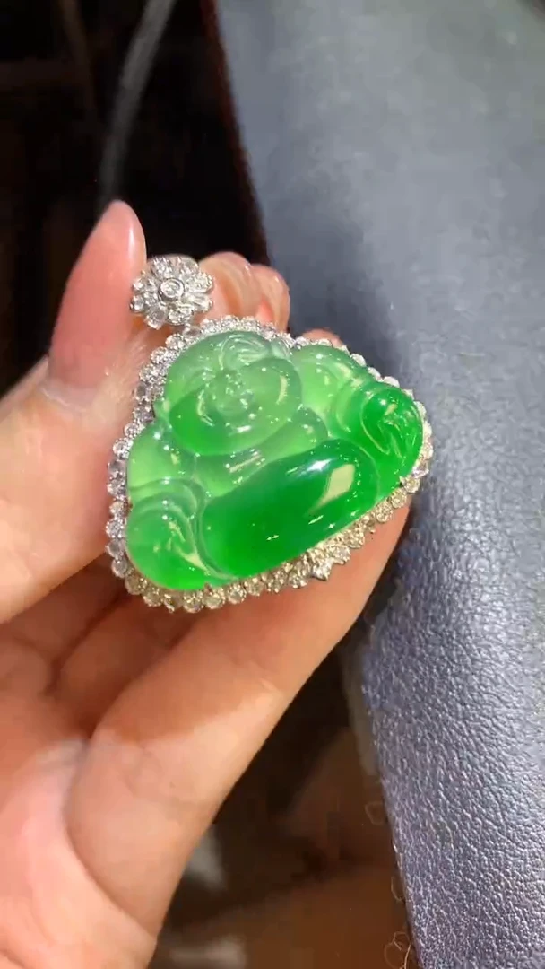 吊坠(不含链)18K金镶嵌翡翠52-佛公