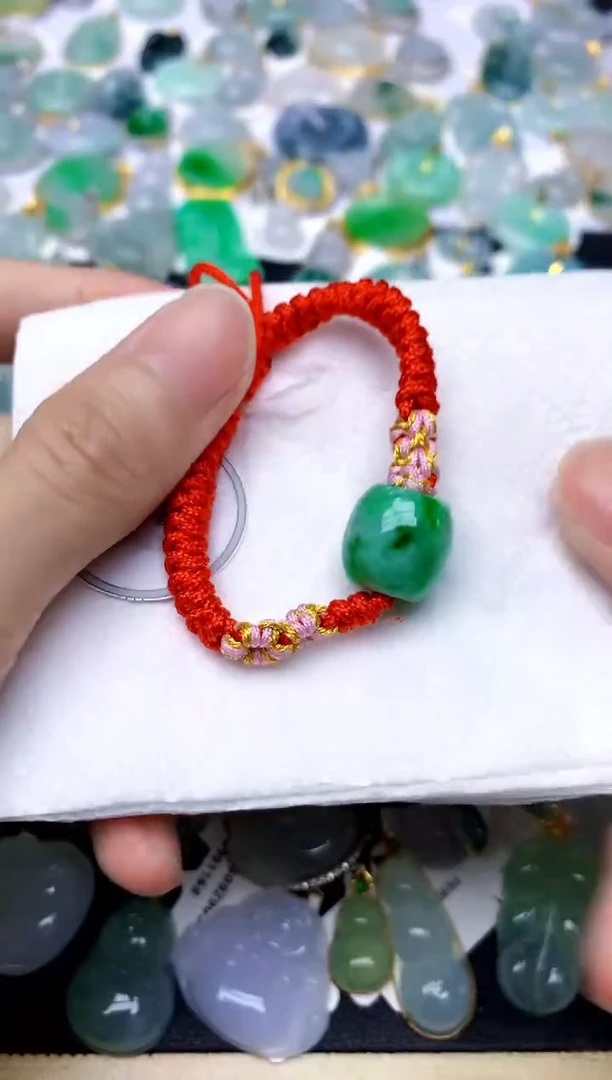 颈饰未镶嵌翡翠天然A货翡翠