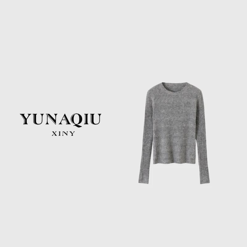 YUNAQIU1125秋冬羊毛针织衫女烫钻重工亮片圆领长袖打底衫毛衣