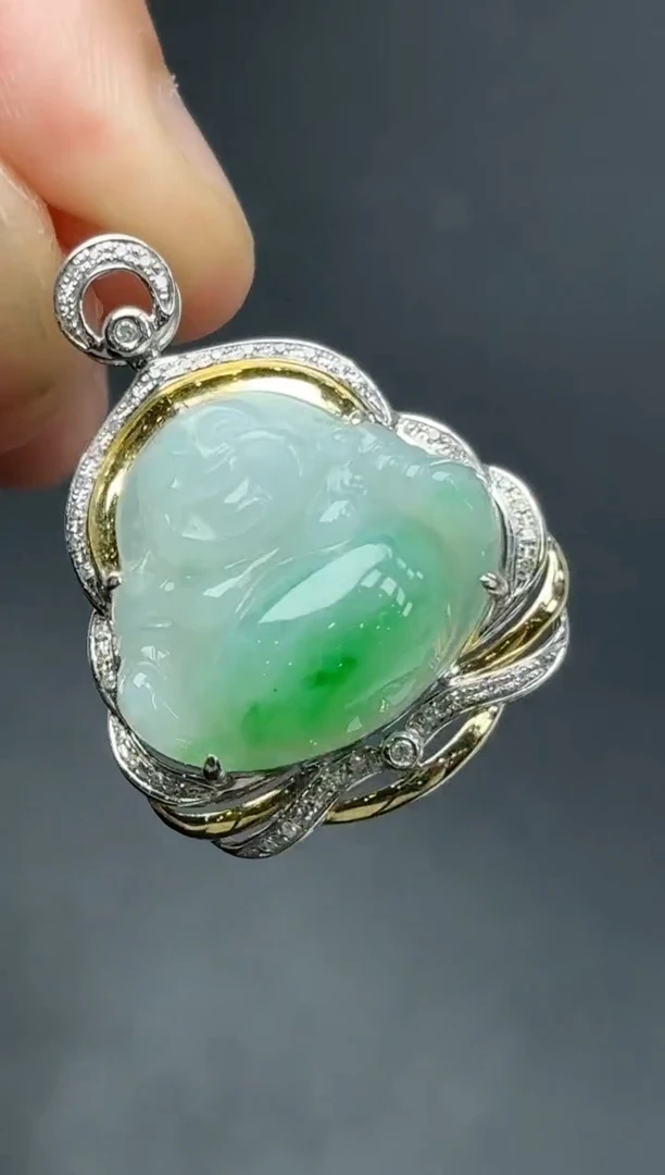 18K金镶嵌挂件翡翠佛公