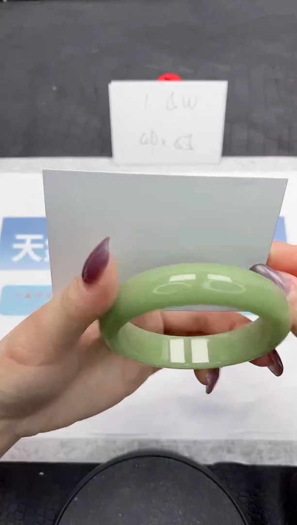 【闪购商品】石英质玉手镯未镶嵌103-59.7