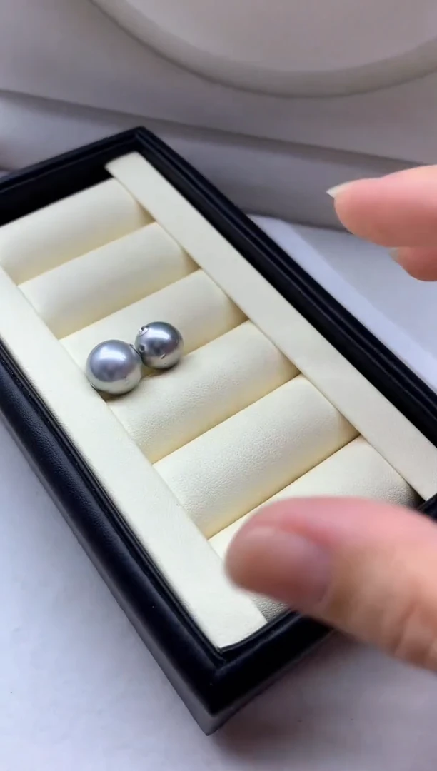 18K金镶嵌海水珍珠吊坠(不含链)多样性发其一