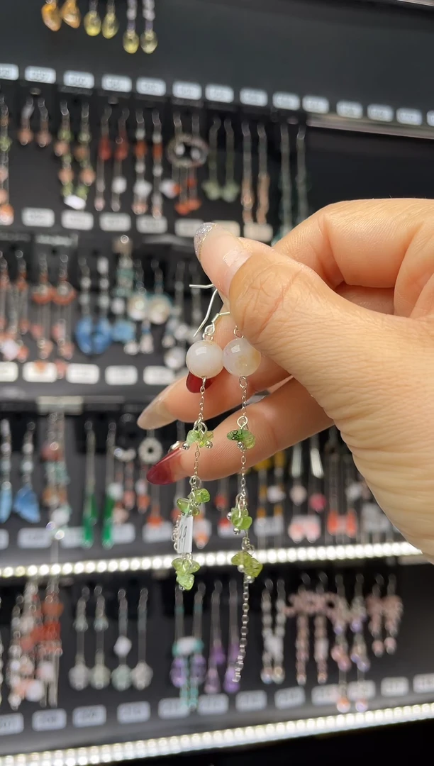 【闪购商品】紫晶耳饰银S925镶嵌大石碎胸口