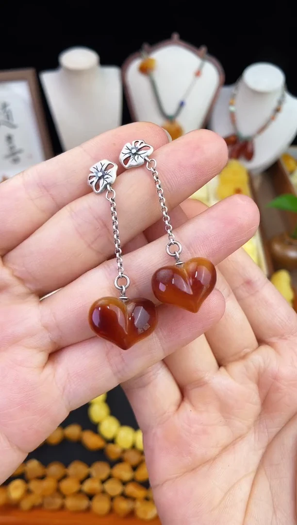 琥珀未镶嵌珠宝奇石柒月