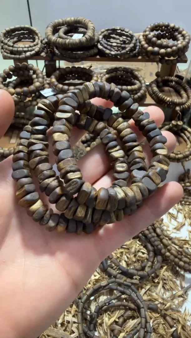 沉香沉香碎屑乌身圆叶碎银子单圈 8g